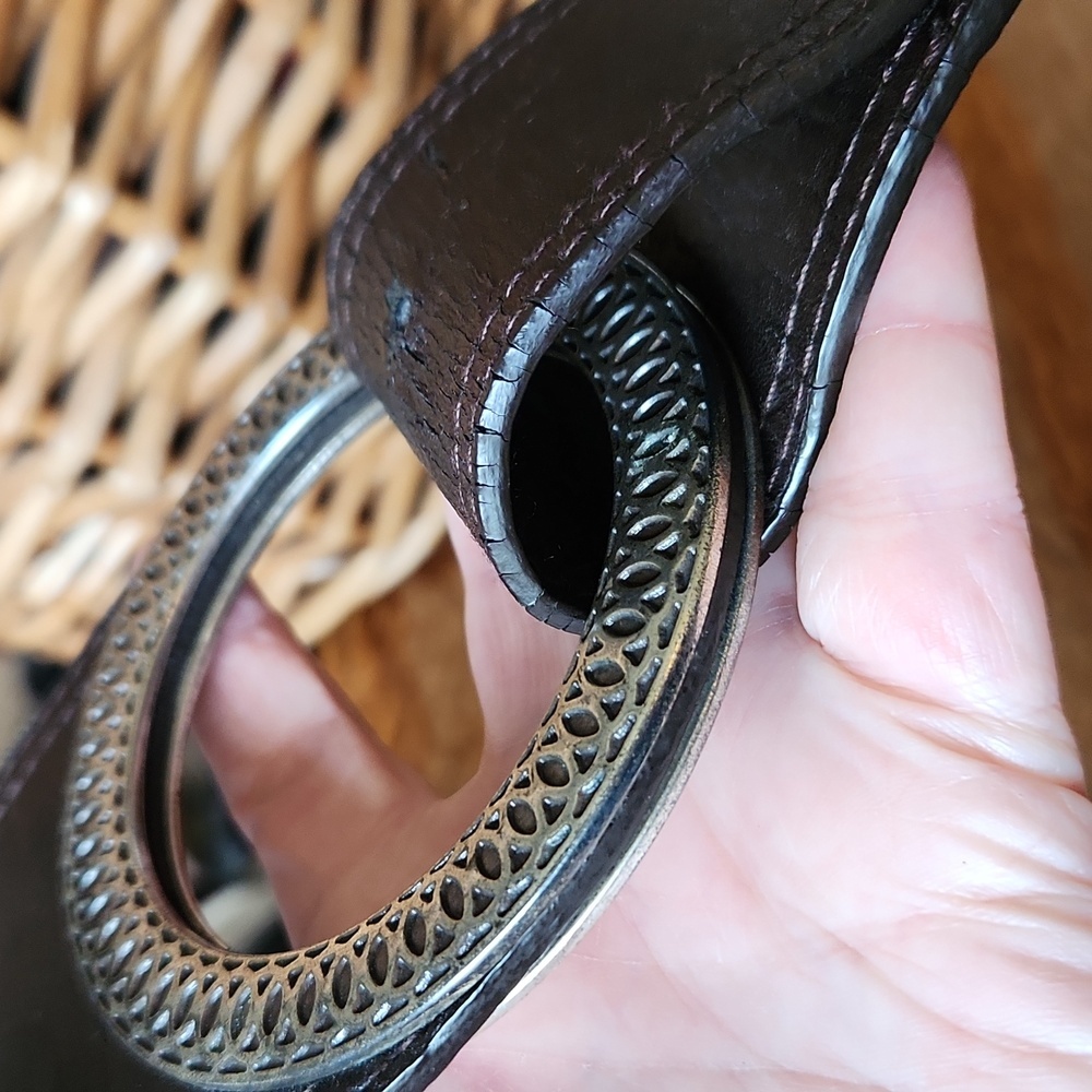 Chicos Silver Metal Wide Brown Belt 36"-39" - Picture 7 of 11